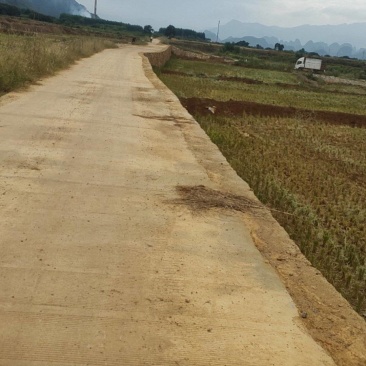 土地出租有水有电水泥路交通方便