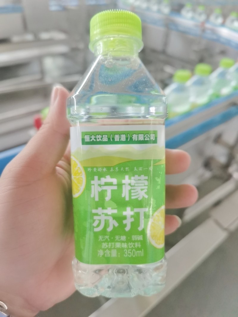苏打水畅销款热卖中柠檬味苏打水
