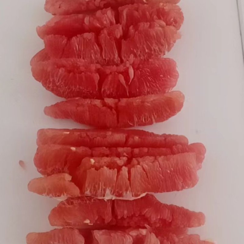 现摘现发湖北红心柚香甜水份足，老树果适合电商走量树上