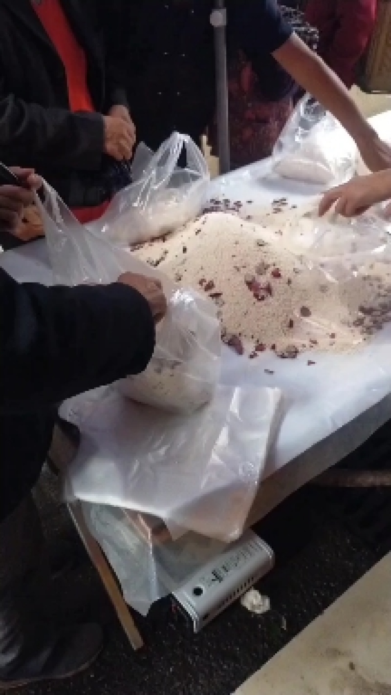 散装坚果藕粉，跑江湖好产品，吃票子的产品……产品多多多