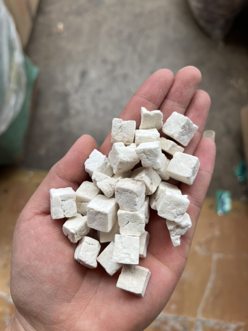 茯苓，云南茯苓，乱坨，白茯苓，茯苓中心丁，茯苓丁