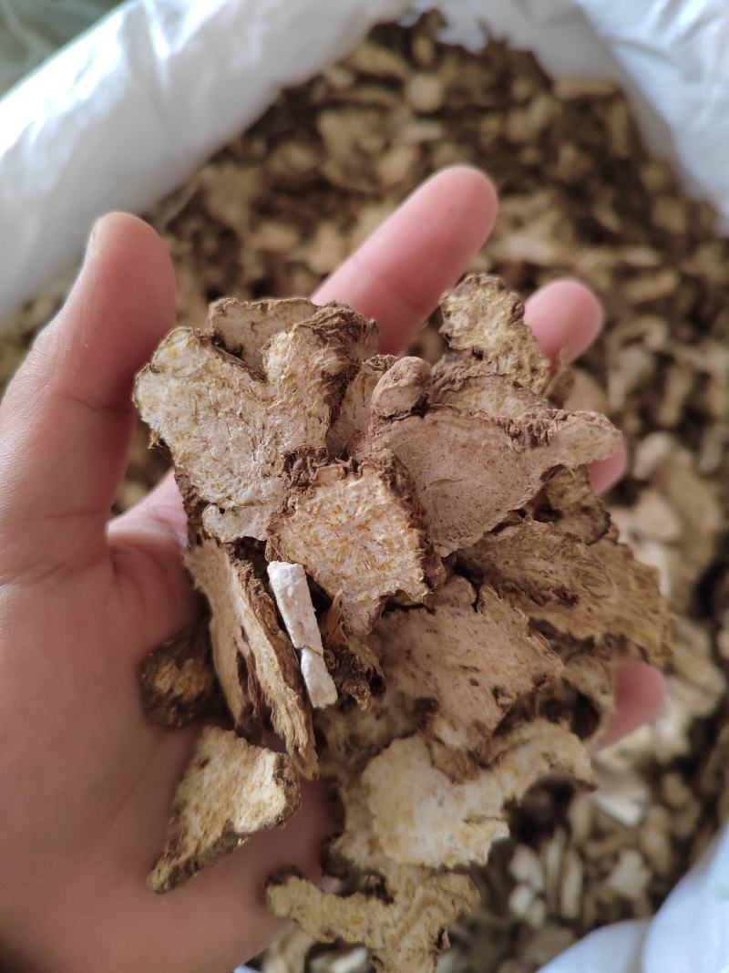 苍术，苍术片，家种苍术，无硫不加重，白茬，带点，一手货源