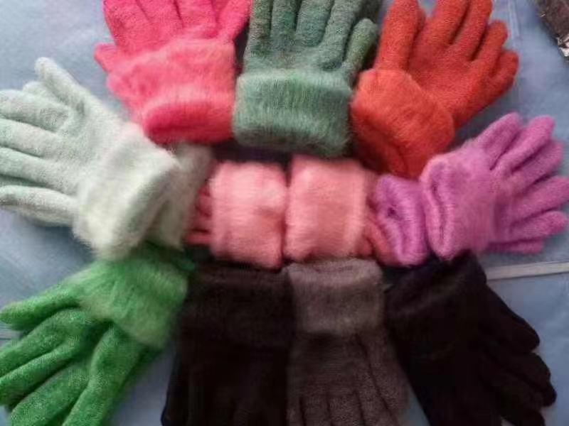 （推荐）羊绒手套热卖，厂家大量供应5元模式，价格美丽