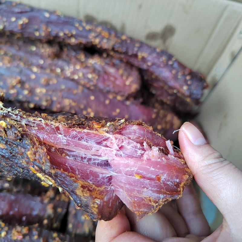 大块肉里脊大块肉麻辣牦牛肉味腊牛肉五香条形牛肉