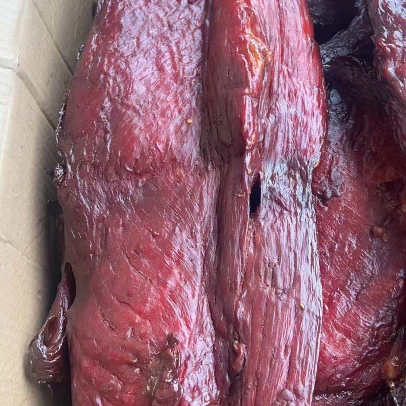 大块肉里脊大块肉麻辣牦牛肉味腊牛肉五香条形牛肉