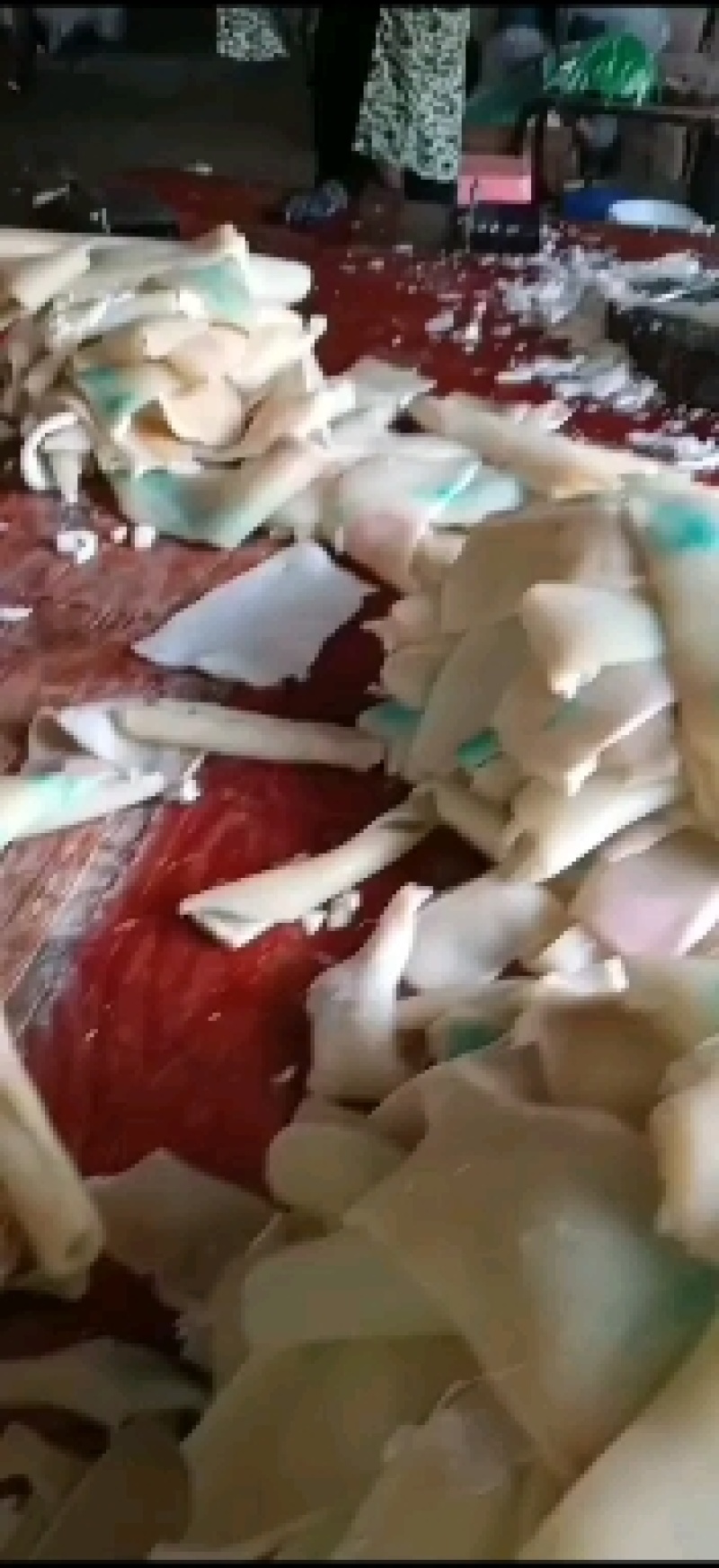 速万食品万顺肉皮加工厂加工的不浇油油炸大皮酒店饭餐饮专用