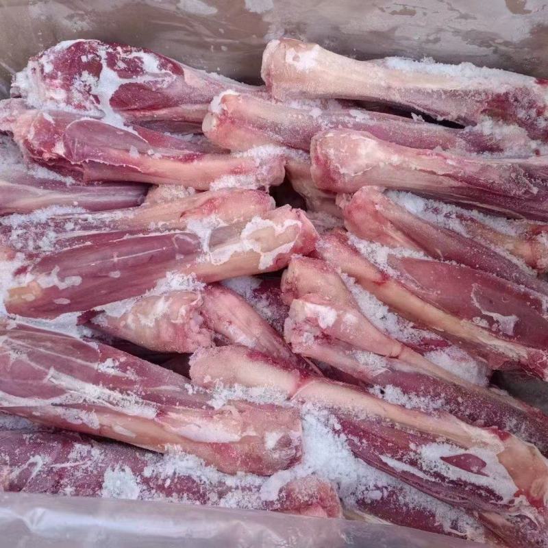 草地溜达羊小腿，腿肉的营养价值特别丰富，适合各种人群！
