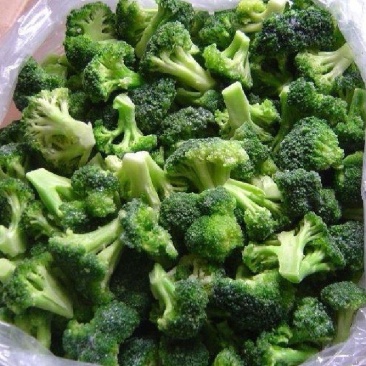 速冻西兰花/白花菜，库存清仓白价处理！规格是3-5厘米。