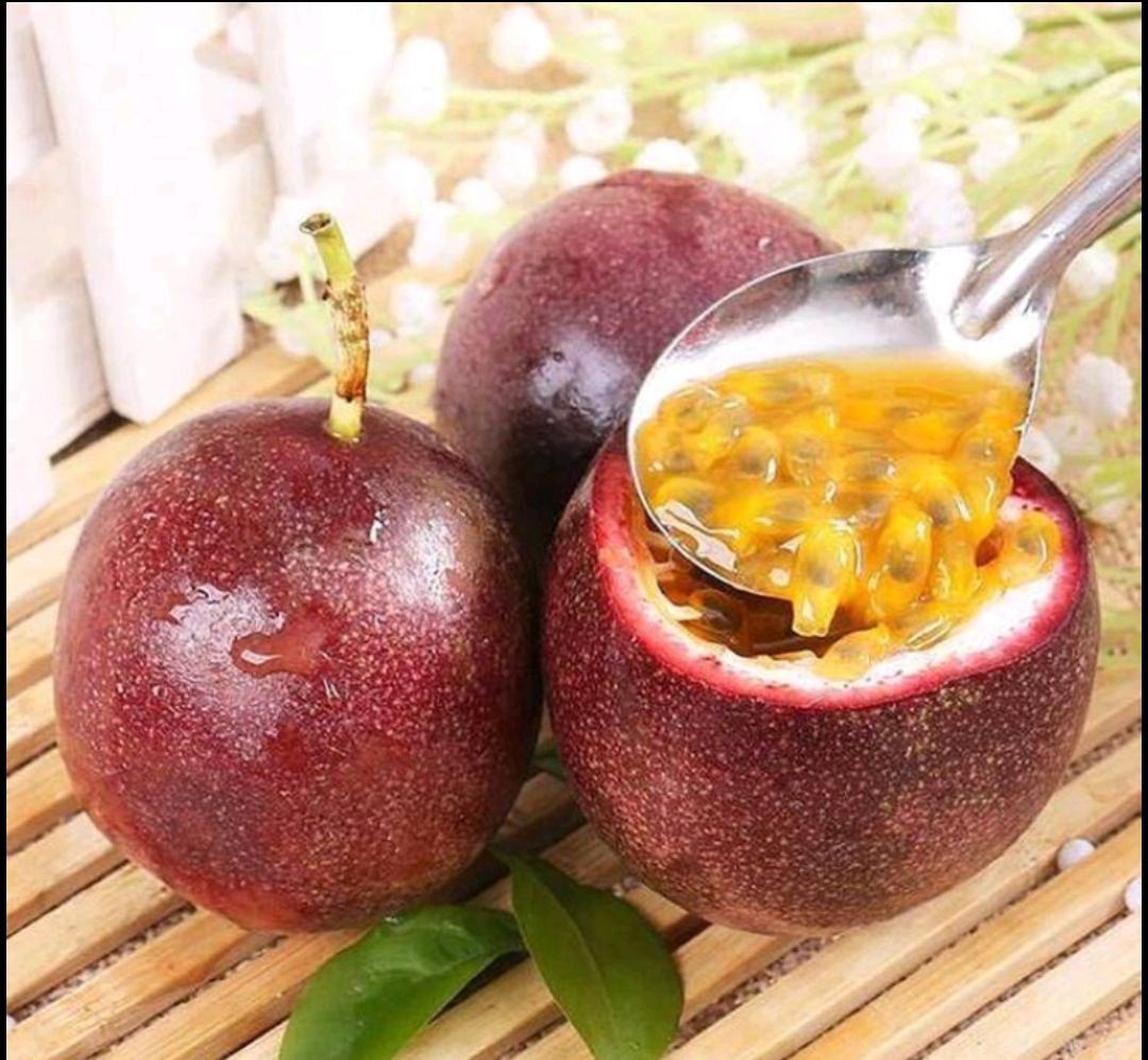 百香果与助眠元素的营养成分图解