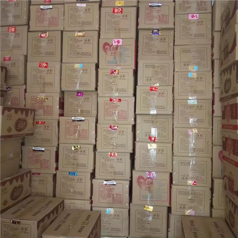 地摊巧克力厂家精品巧克力糖果年货巧克力纯巧克力热销货源