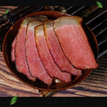 烟熏川味二刀后腿腊肉500g/袋装