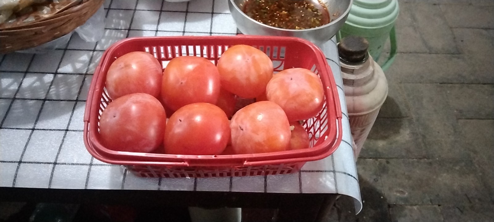 南红玛瑙柿子红切开展示果肉质地