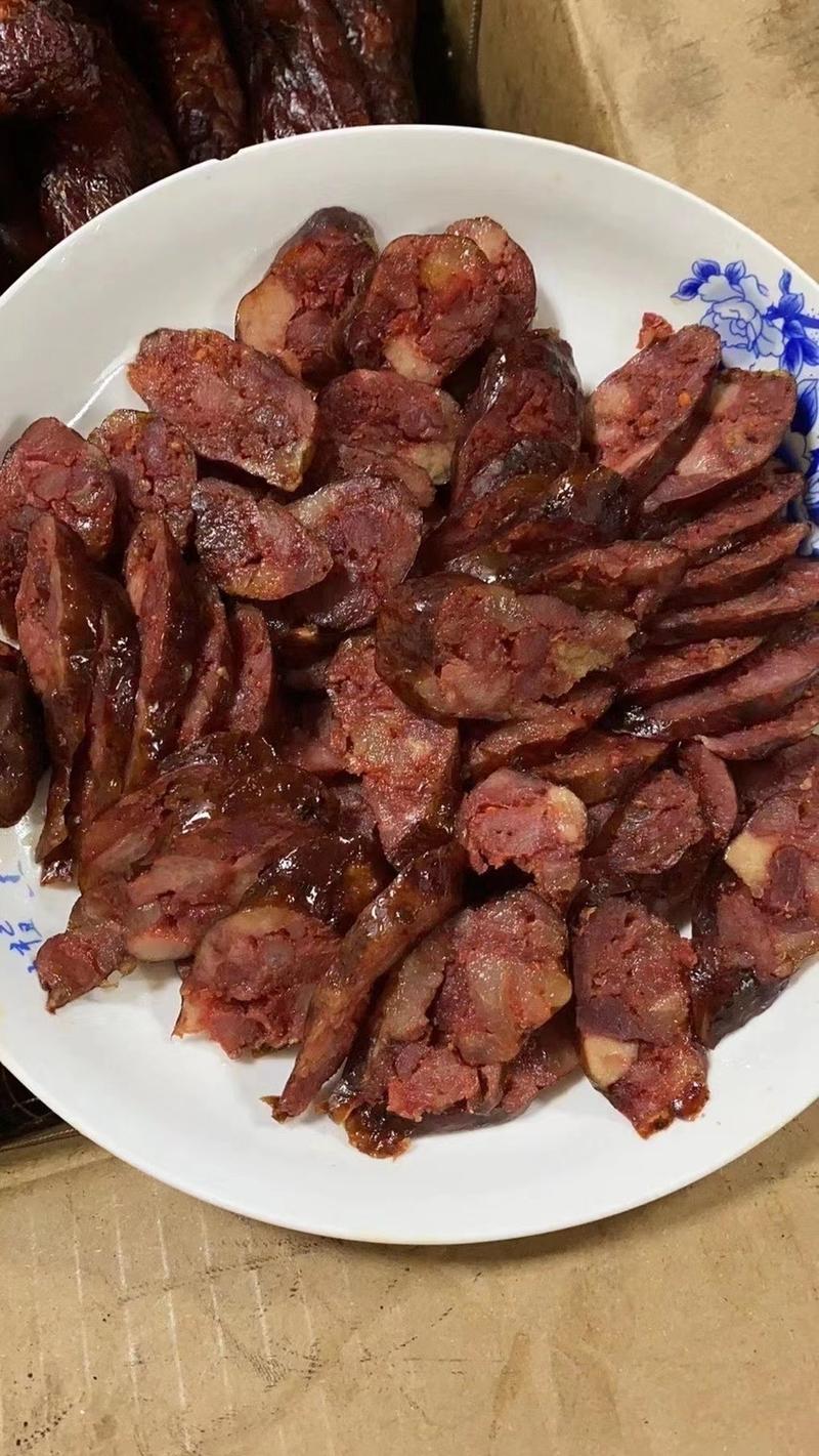 重庆川味香肠麻辣香肠，纯肉香肠，干度颜色味道非常好