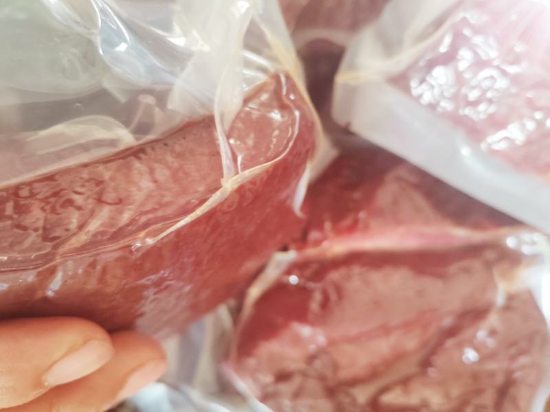 酱香肉，牛肉味的，五香，麻辣，两种风格，厂家供应！！