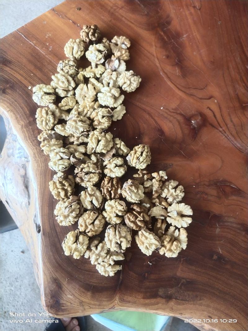 无量景福薄皮核桃