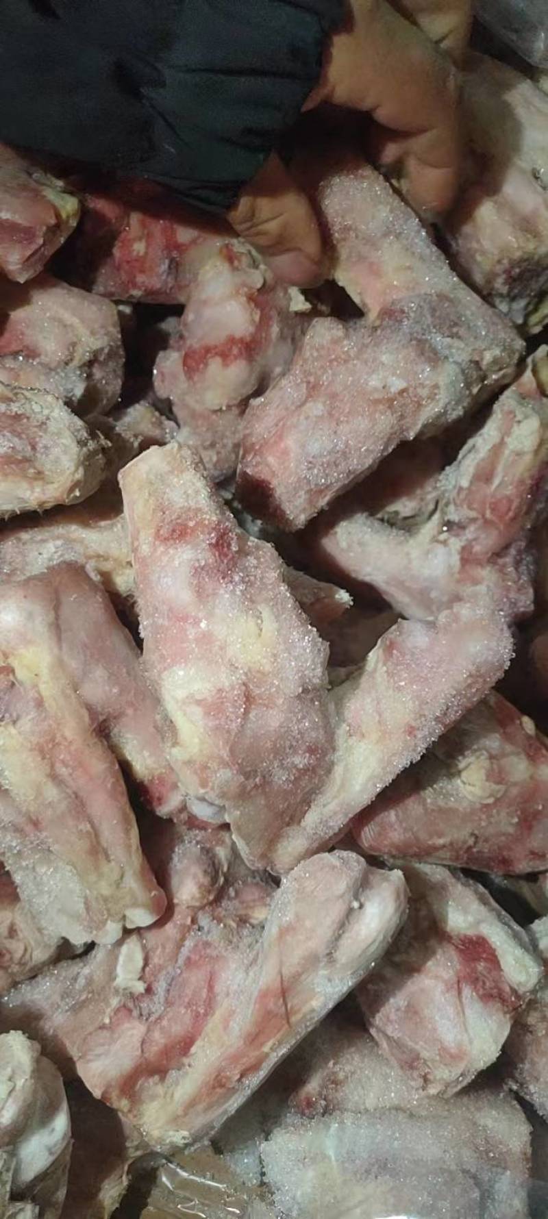 猪骨头，喂狗等，带肉骨头，各种骨头