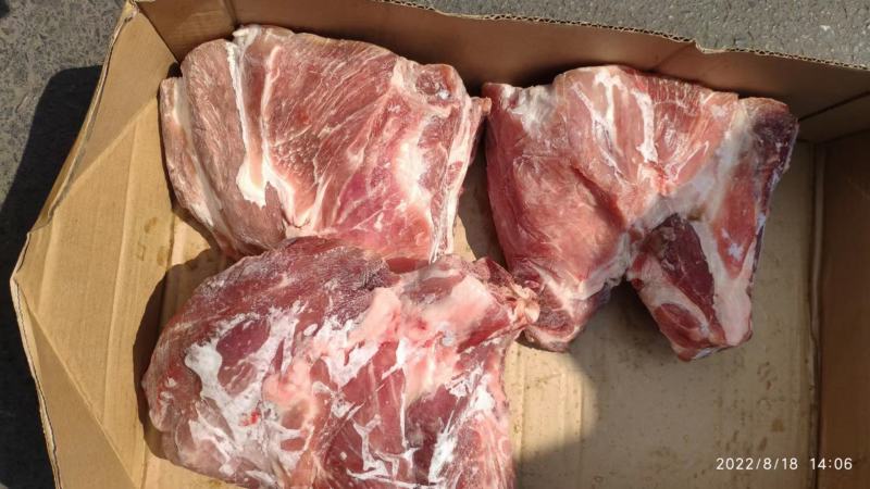肥猪去颈前排，肉质新鲜度高，性价比高，欢迎新老客户下单
