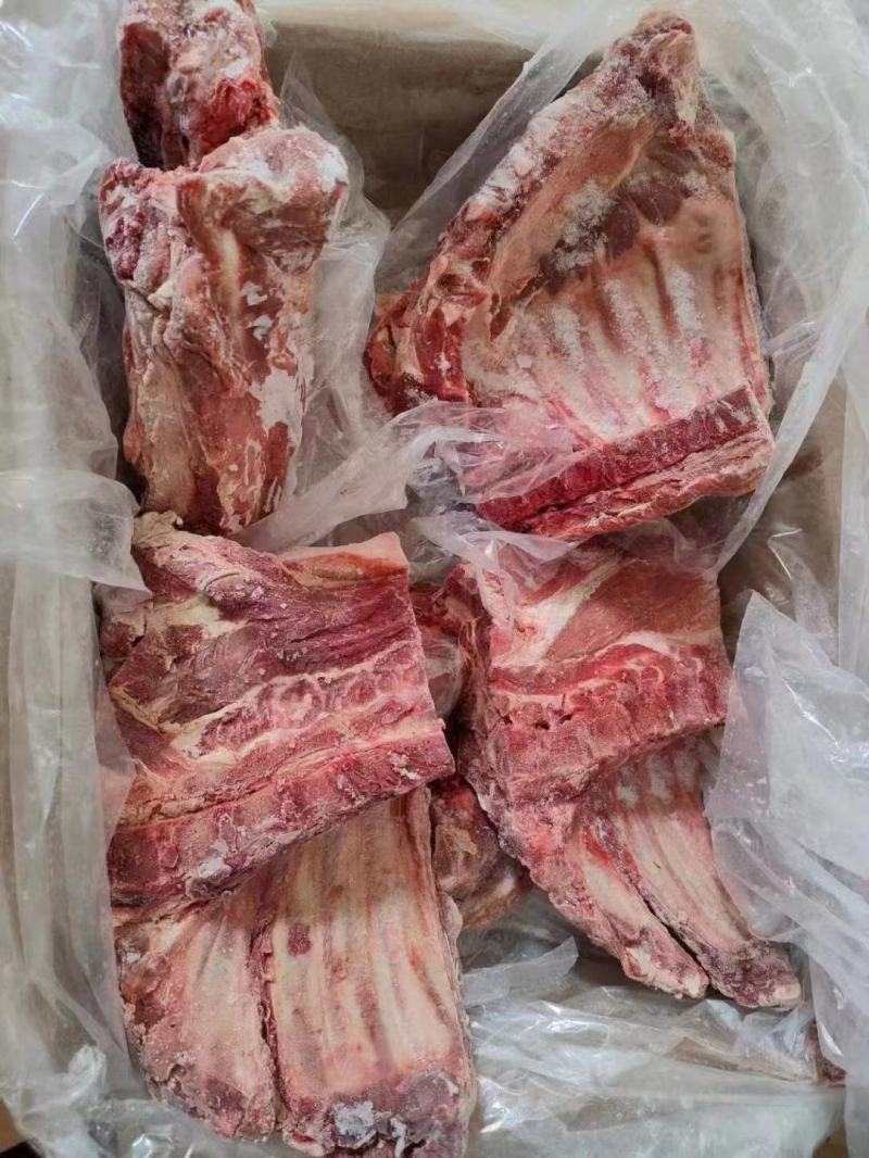 去颈去翅前排一件20斤，肉质新鲜度高，色泽新鲜，价格便宜