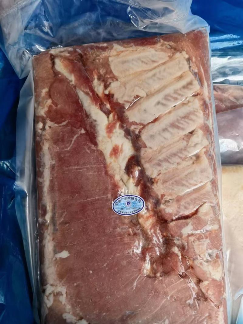 龙大去皮挑肋中方，肉质新鲜，价格便宜，性价比高，欢迎咨询