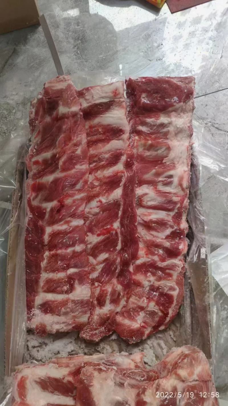 精品母猪寸排，肉质新鲜，价格便宜，性价比高，欢迎咨询下单