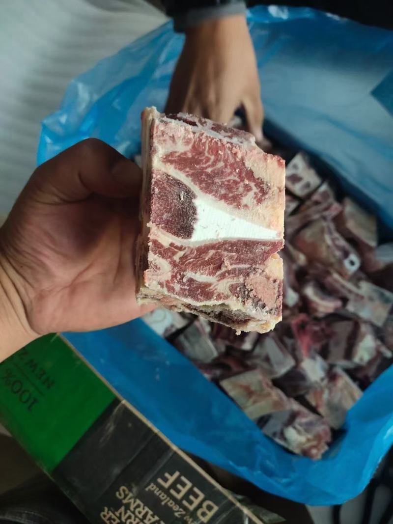 牛小排，牛胸骨，实拍图，有黄油，价位不高