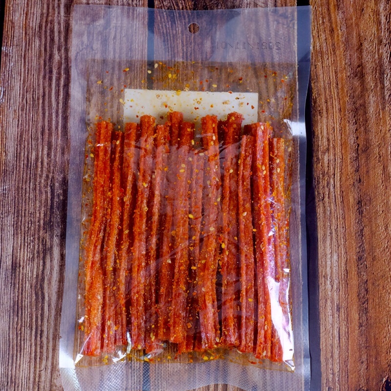 抖音网红休闲零食辣条批发
