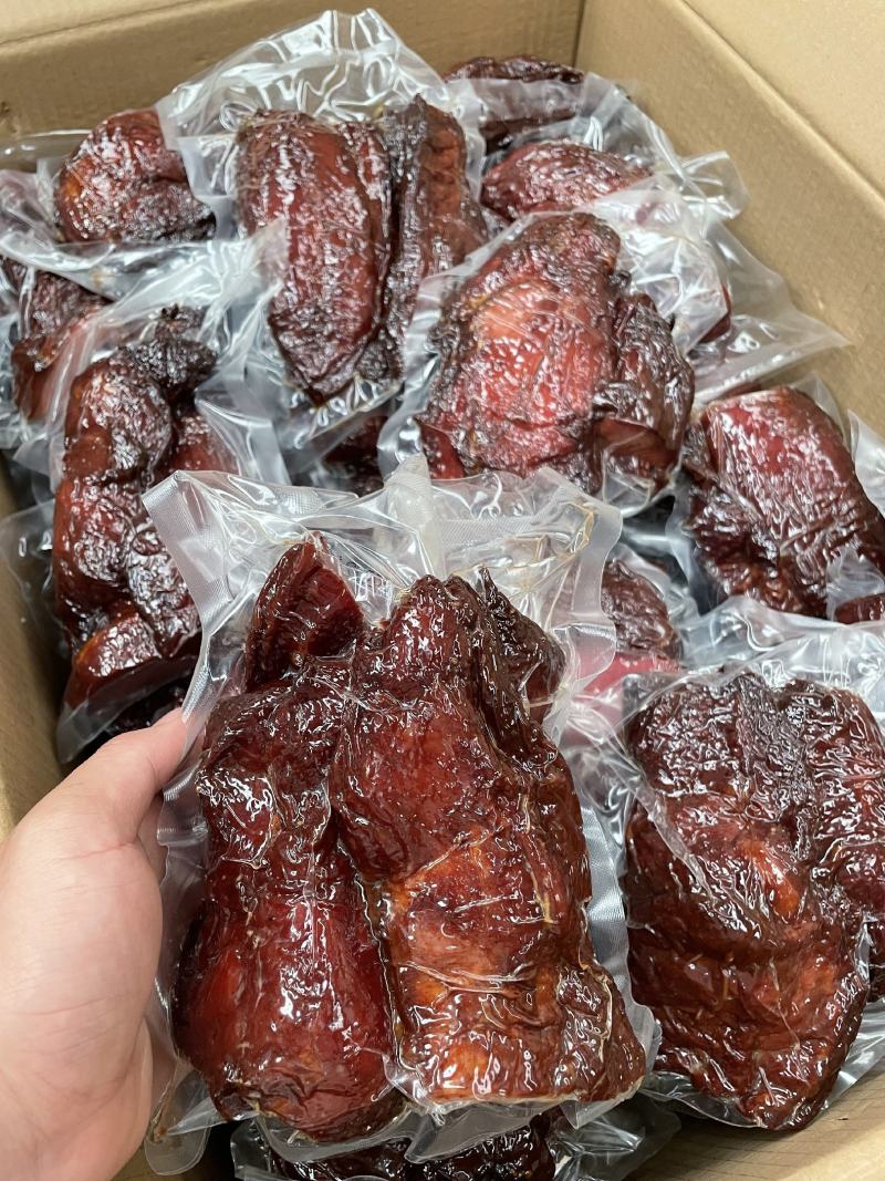 全熟酱香猪肉麻辣五香开袋即食黑胡椒牛肉