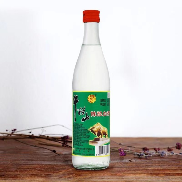 レア酒　牛欄山　二鍋頭　白酒　牛栏山二锅头　中国 牛栏山二锅头42度牛栏山陈酿白牛二500ml*12瓶浓香型白酒视频介绍