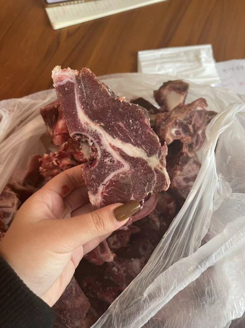 多肉牛脖骨