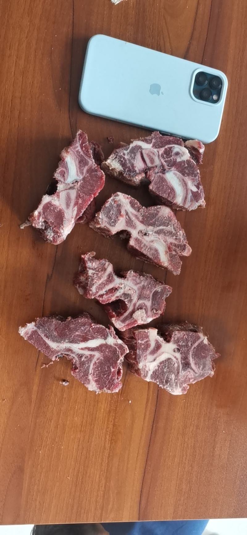 多肉牛脖骨