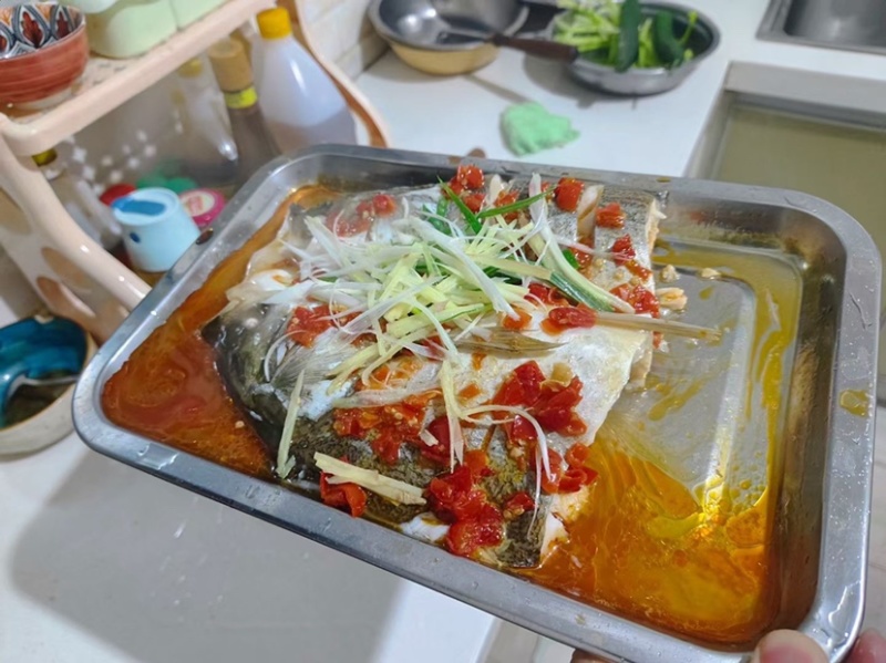 大鱼头鲢鱼头胖头鱼现杀冷冻白鲢鱼头批发剁椒鱼头红烧清蒸