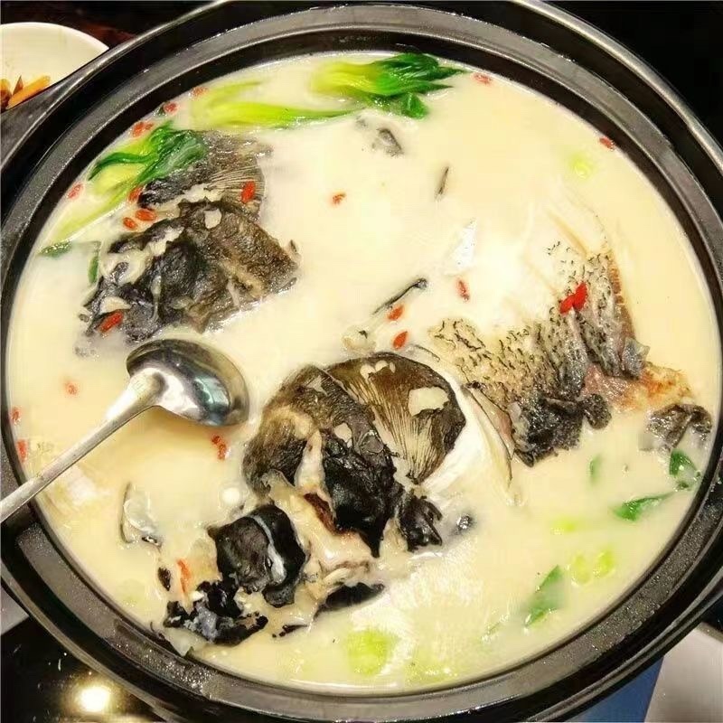 大鱼头鲢鱼头胖头鱼现杀冷冻白鲢鱼头批发剁椒鱼头红烧清蒸