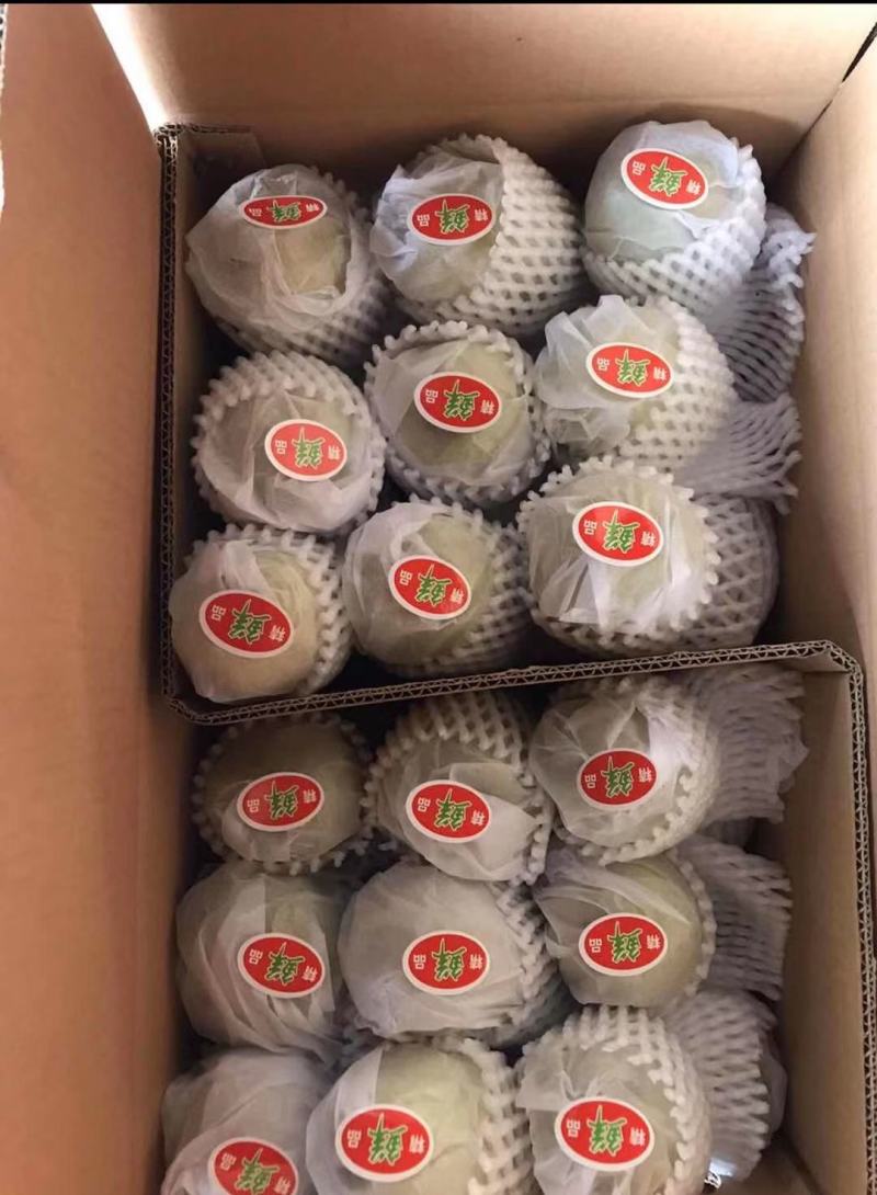 新梨七号！香梨系列产品！库尔勒香梨！皮薄酥脆，细腻无渣。