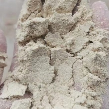 谷子粉，稻谷面，蛋白8，纤维8，灰分6，淀粉49，