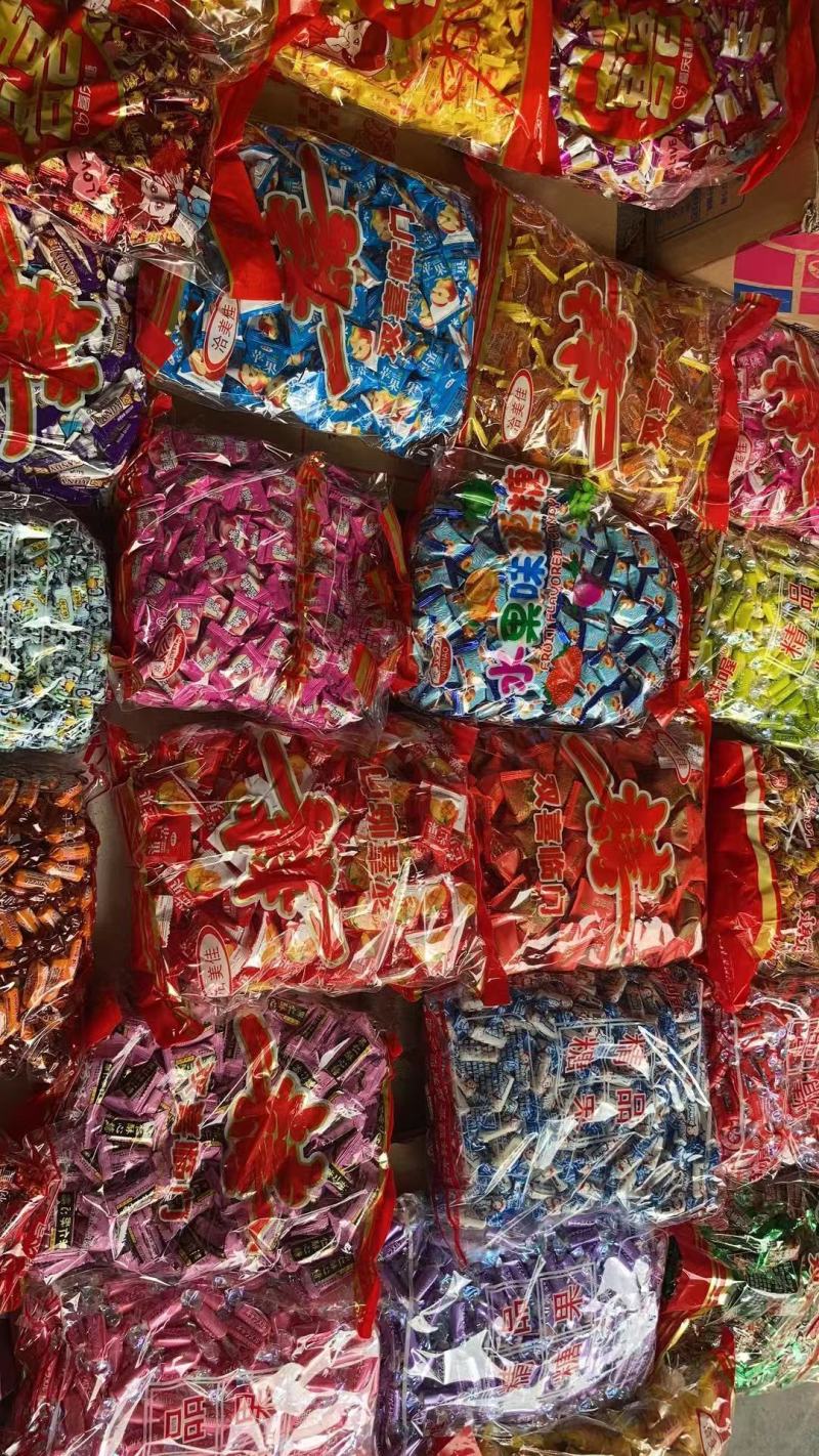 奶糖麻糖巧克力花生糖各种硬糖软糖称斤模式地摊展会年货批发