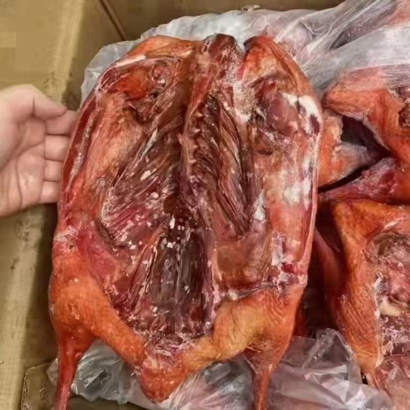 卤板鸭，味道巴士香味十足，摆地摊，销会批发价