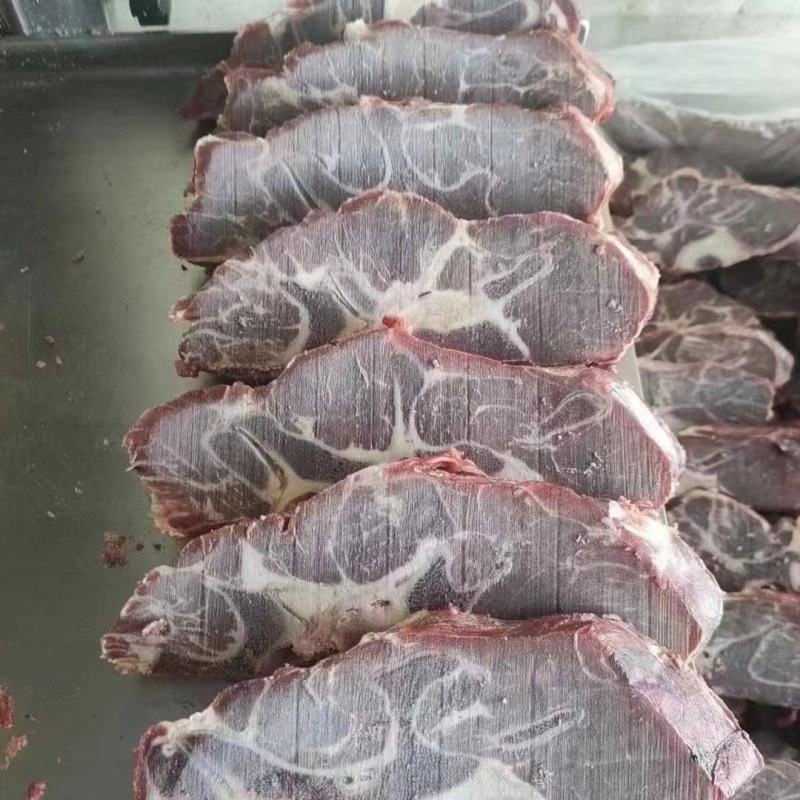 满肉牛脖骨