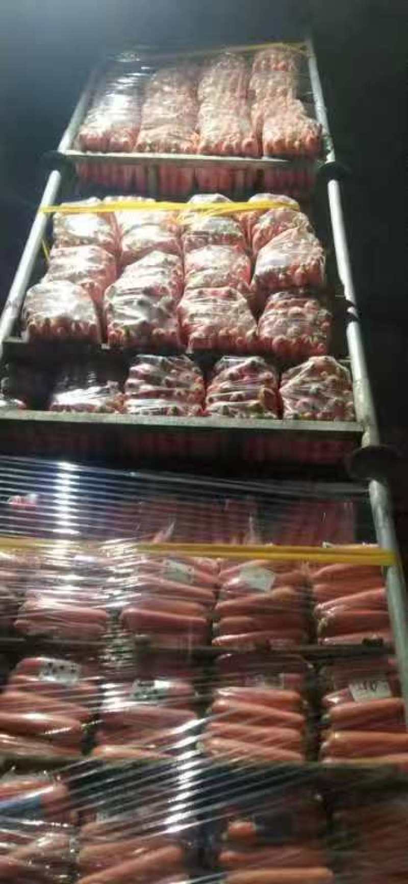 【推荐】山东潍坊青州精品胡萝卜，大量上市，欢迎采购