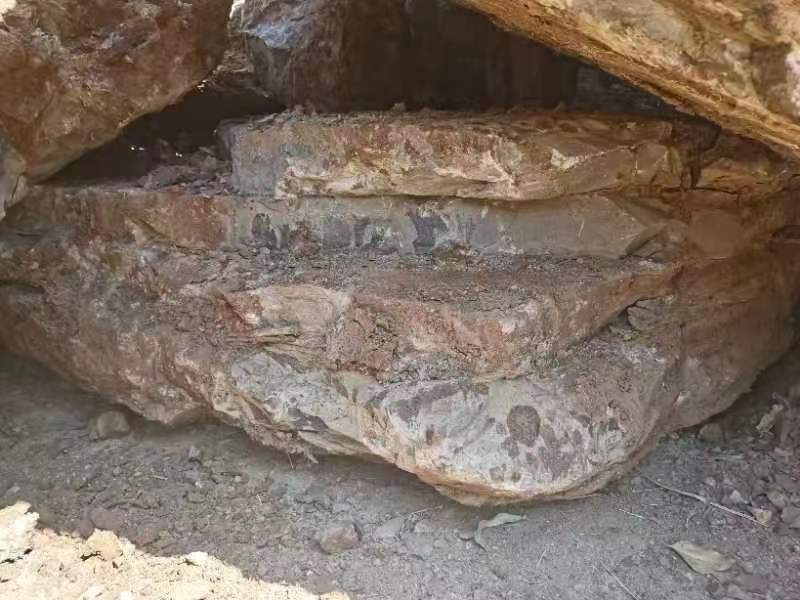 大量出售国画石毛料成品