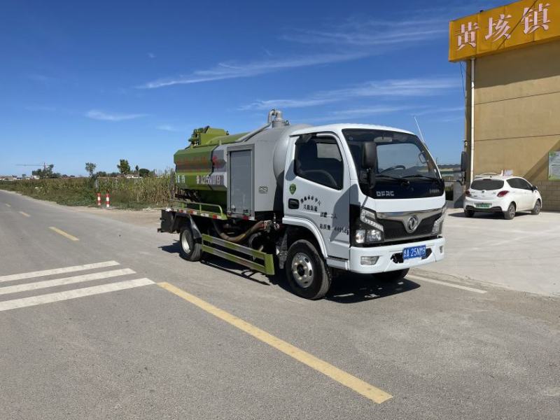 蓝牌清洗吸污车，国六排放标准，二手车的价格，新车的状态