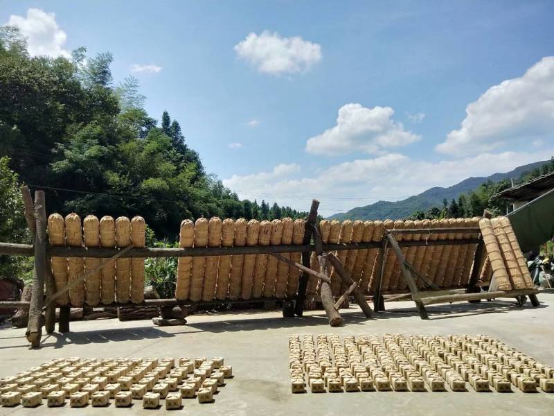（诚信商家）19年安化黑茶高山茯砖茶1000克装