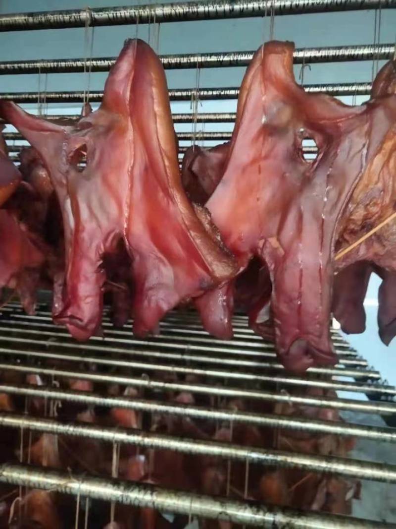 【腊肉】腊猪脸皮，香味浓厚，古法农家腌制