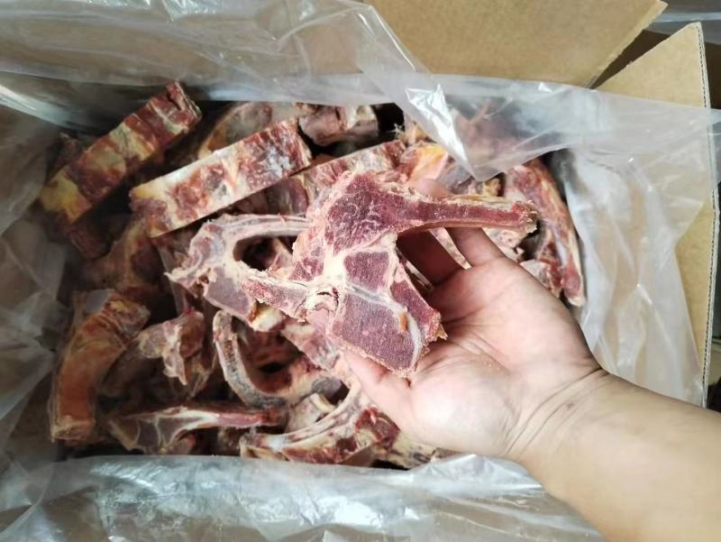 精选牛肋排也叫手把牛排，厂家一手货源，价格美丽