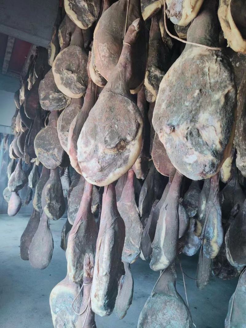 正宗云南整只宣威火腿整腿3年老火腿