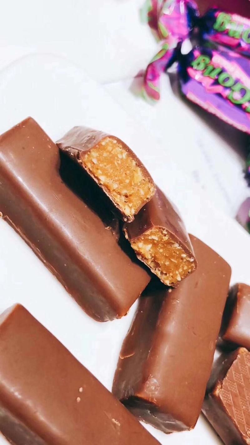 俄罗斯风味紫皮糖巧克力紫皮糖夹心巧克力糖果一袋一斤零食