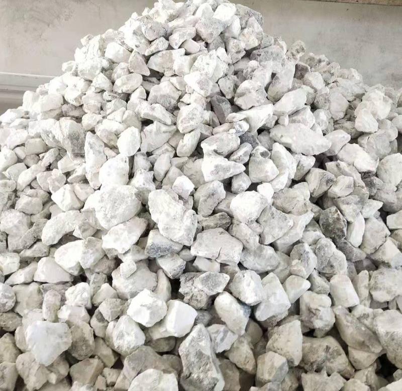厂家大量供应石灰石生石灰石灰粉氧化钙氢氧化钙石
