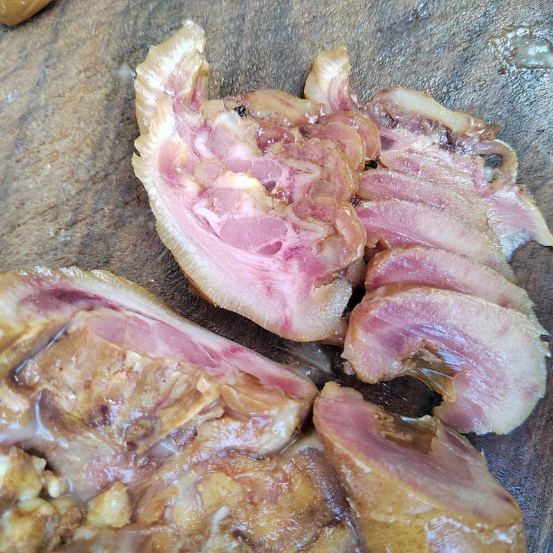 全熟猪头肉卤肉带核桃带拱嘴猪头肉无骨开袋即食一件60斤