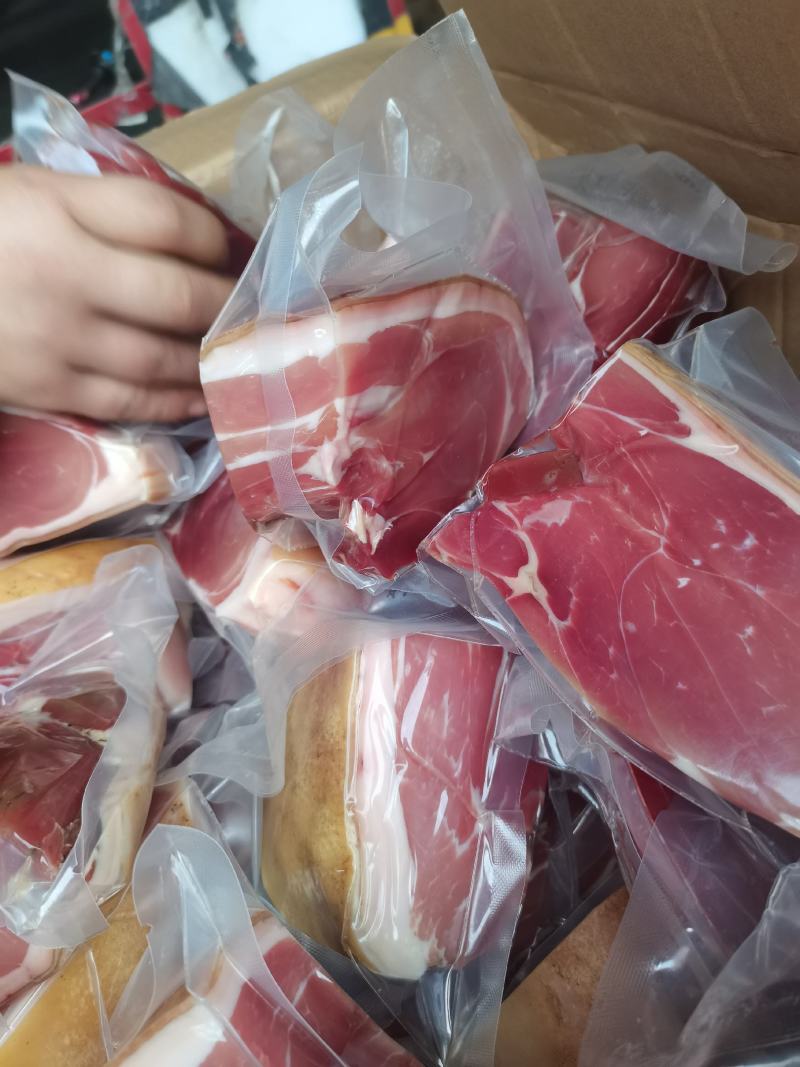 云南宣威火腿肉一斤一包腊肉风味真空包装跑江湖地摊展销会货
