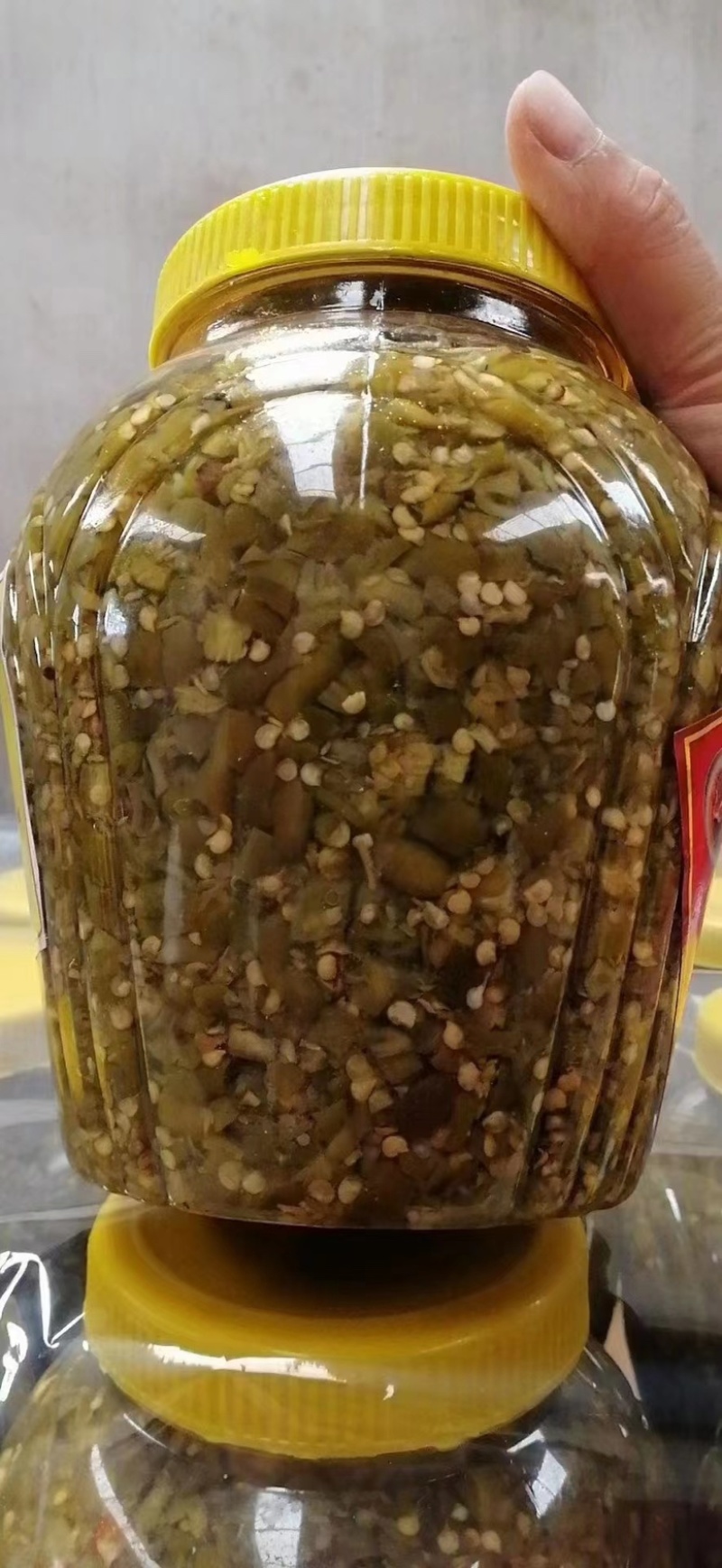 批发各种规格剁椒。