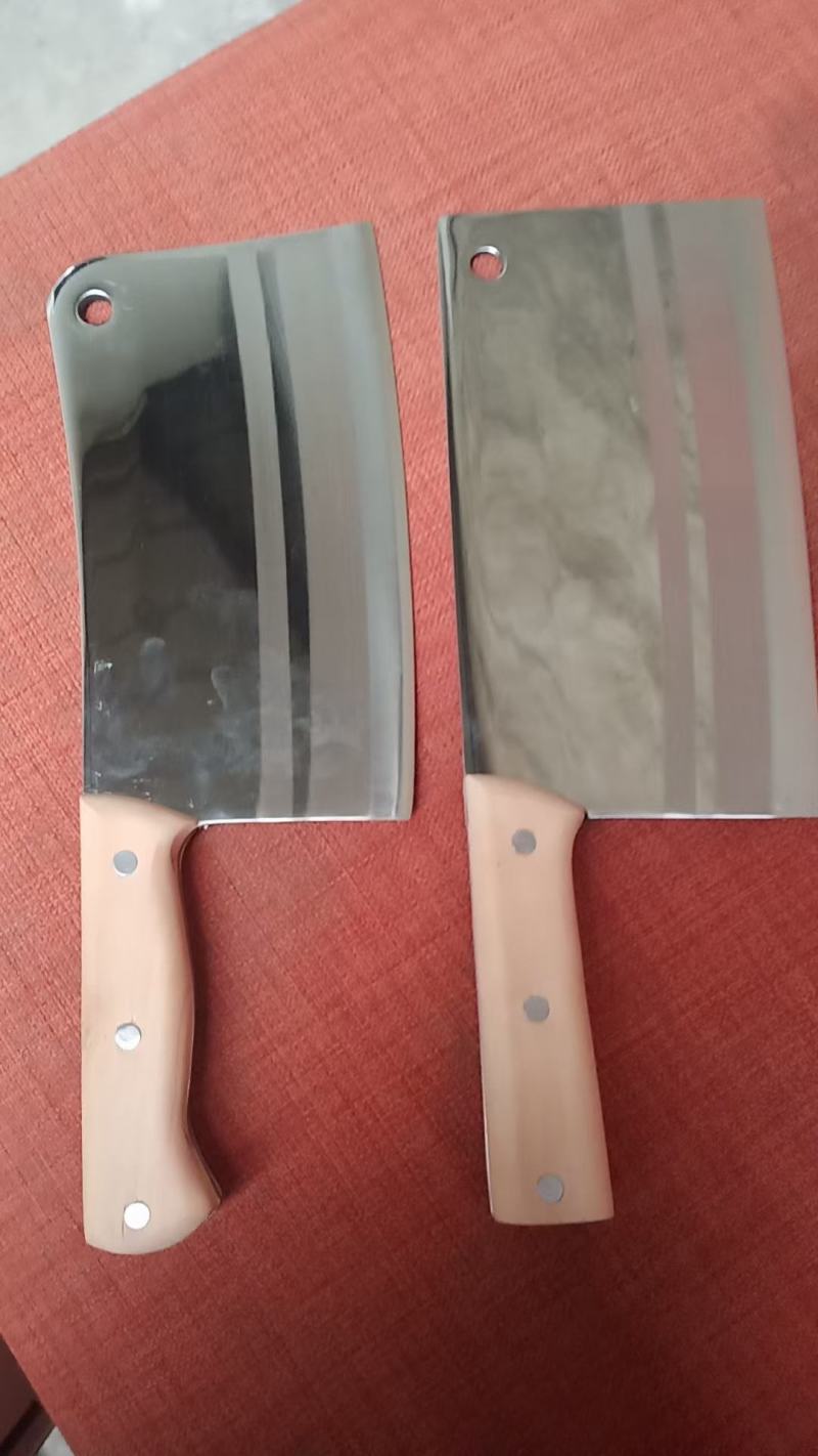 纯手工制作的好质量菜刀砍刀用着顺手刀身适合不生锈常年批发